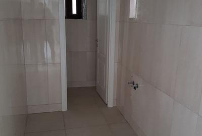 Casă cu 5 camere cu Teren 300 Mp în Intim - 1