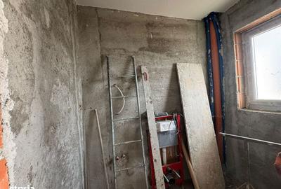 Casă cu 4 camere cu Teren 306 Mp în Central - 2