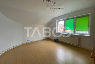 Spatiu birouri 80 mpu 2 camere loc de parcare cartier Strand Sibiu - 3