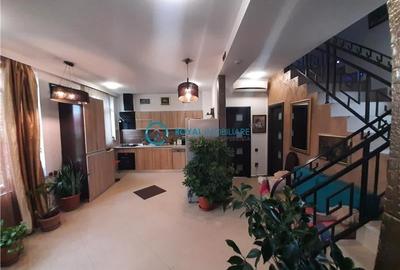 Royal Imobiliare - Vanzare vila zona Traian - 1