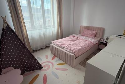 Apartament cu 3 camere decomandat în Central - 1