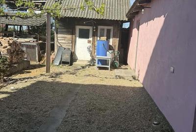 Casă cu 2 camere cu Teren 733 Mp în Central - 3