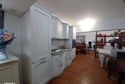 Casă cu 10 camere cu Teren 2000 Mp în Balotești - 7