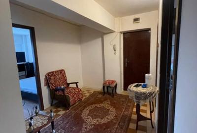 Apartament cu 3 camere decomandat în Sărari - 7