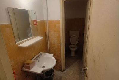 Unirii 118 mp spatiu cu trafic intens sector 4 - 5