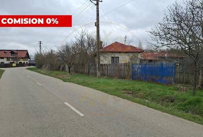 Casă individuală cu 4 camere cu Teren 2570 Mp în Teiu - 1