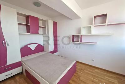 Apartament cu 3 camere decomandat în Nufărul - 12