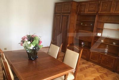 Apartament de inchiriat, cu 3 camere, 62 mp, zona MIcro 16 - 2