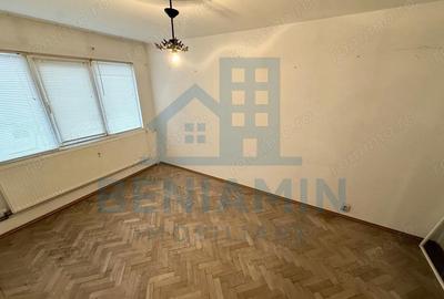 Apartament cu 2 camere semidecomandat în Brazda lui Novac
