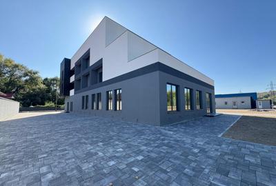 Cladire moderna P+2 cu parcare proprie - str. Tineretului - 2