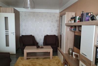 Apartament de vanzare 3 camere Tatarasi - 2