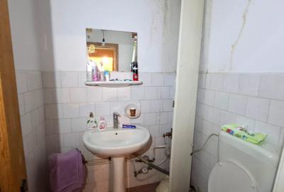 Apartament 3 camere, ultracentral, Focșani, etaj 1 - 5