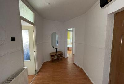 Apartament cu 2 camere decomandat în Central - 4