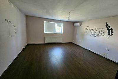 Spațiu comercial, de 40 mp, în Săcălaz - 1