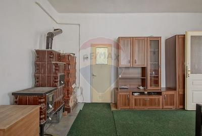 Casă de vânzare în centrul localității Prejmer, teren 5.417 mp! - 6