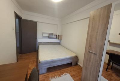INCHIRIERE-APARTAMENT 3 CAMERE-DECOMANDAT-CENTRU - 4