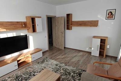 Apartament cu 2 camere decomandat în Sud