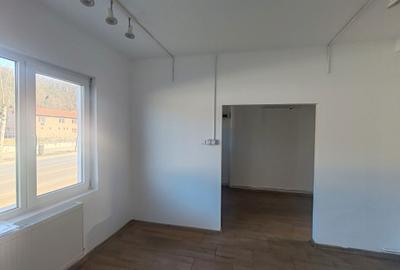 Spațiu comercial, de 55 mp, în Exterior Vest - 2