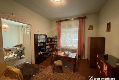 Apartament cu 5 camere semidecomandat în Central - 11