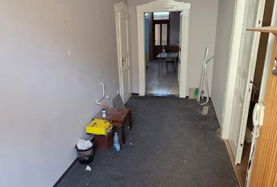 Apartament cu 3 camere în Central - 7
