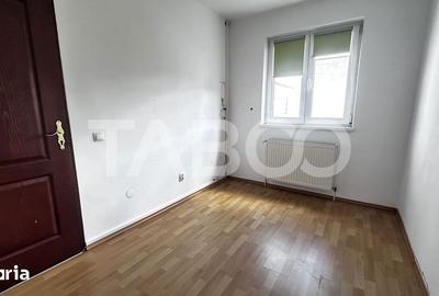 Apartament cu 3 camere decomandat, mobilat în Central - 6