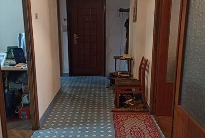 Apartament cu 4 camere decomandat în Central - 8