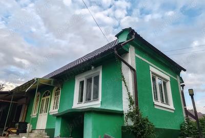 Casa de vanzare langa padure-liniste, aer curat ?i peisaje de vis Casa de vanzare langa padure-liniste, aer curat ?i peisaje de vis - 2