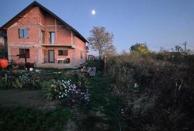 Casă individuală cu 5 camere cu Canalizare în Varlaam - 10