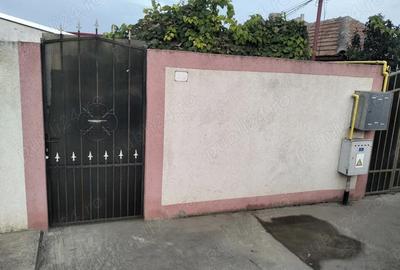 Casă cu Teren 387 Mp în Lumina - 1