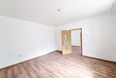 Casa situata intr-o zona buna a orasului - 1