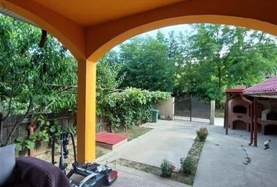 Casa si teren de vanzare Contesti - Bacau sau schimb cu apartament si diferenta - 6