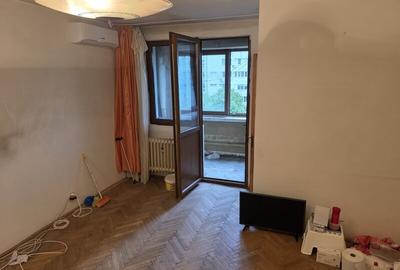 Titan, Prisaca Dornei, 10 minute metrou - 1