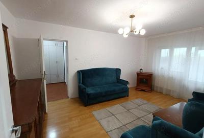Apartament cu 3 camere în Complex Studențesc
