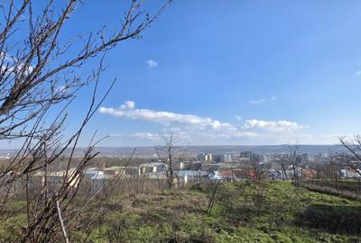 Casă cu 4 camere în Central - 2