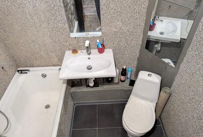 Garsonieră decomandată în Unirii - 1