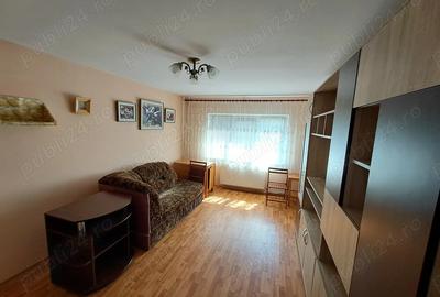 Vand apartament 2 camere etaj 2 in Boto?ani zona ?colii nr.8 - 3