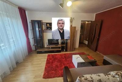 Apartament cu 3 camere nedecomandat în Micro III - 2