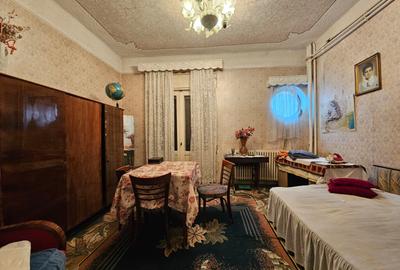 Apartament cu 3 camere nedecomandat în Central - 14