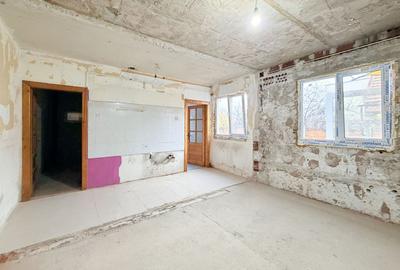 Casă individuală cu 5 camere cu Canalizare în Mircea cel Bătrân - 8