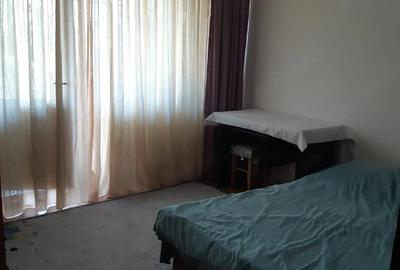 Apartament cu 2 camere decomandat în Între Lacuri