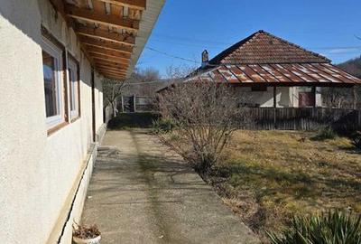 Casă cu 4 camere cu Teren 150 Mp în Amărăști - 3