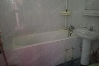 Apartament 2 camere , a-uri , Ostroveni , zona scoala nr. 10 ,centrala proprie . - 3
