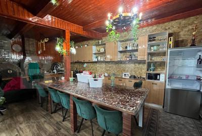 Casă cu 5 camere cu Teren 571 Mp în Central - 4