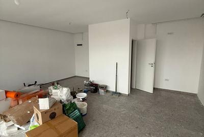 Spațiu comercial, de 52 mp, în Central - 7