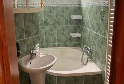 Apartament cu 3 camere decomandat în Central - 5