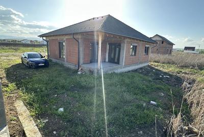 Casă cu 4 camere în Șura Mică - 3