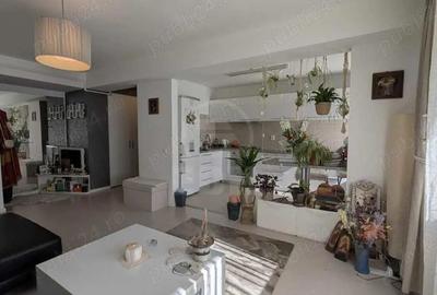 Apartament cu 2 camere semidecomandat în Florești - 1