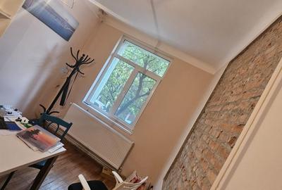 Apartament cu 2 camere decomandat în Central - 2