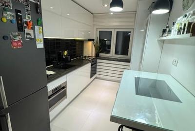 ✨ Apartament modern cu 3 camere, 2 băi, complet renovat / 0% comision cumpărător - 1