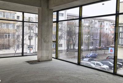 Spațiu comercial, de 150 mp, în Ultracentral - 4